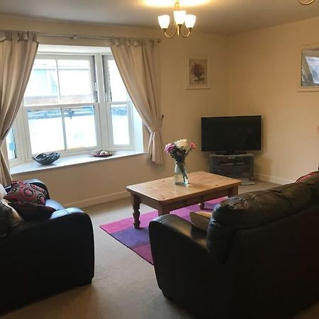 Great Offer 2 Bed Tenby Flat Free Parking Екстер'єр фото