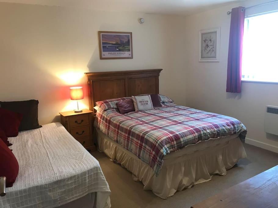Great Offer 2 Bed Tenby Flat Free Parking Екстер'єр фото