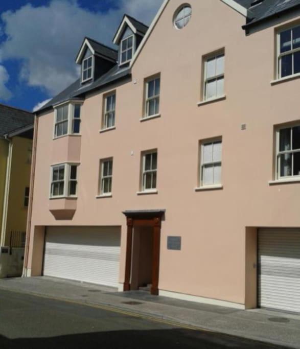 Great Offer 2 Bed Tenby Flat Free Parking Екстер'єр фото
