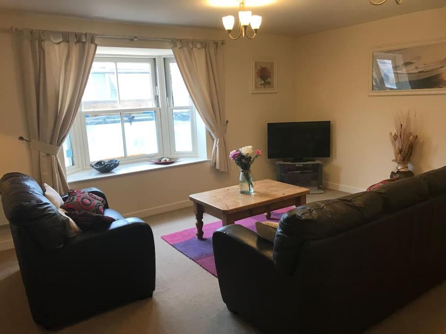 Great Offer 2 Bed Tenby Flat Free Parking Екстер'єр фото